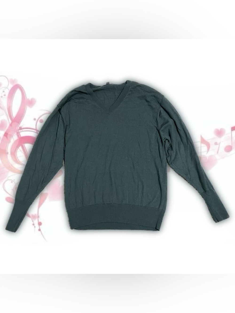 uniqlo forest green v-neck sweater